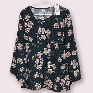 Grayson Threads EUC Floral Blouse, Flutter Sleeves